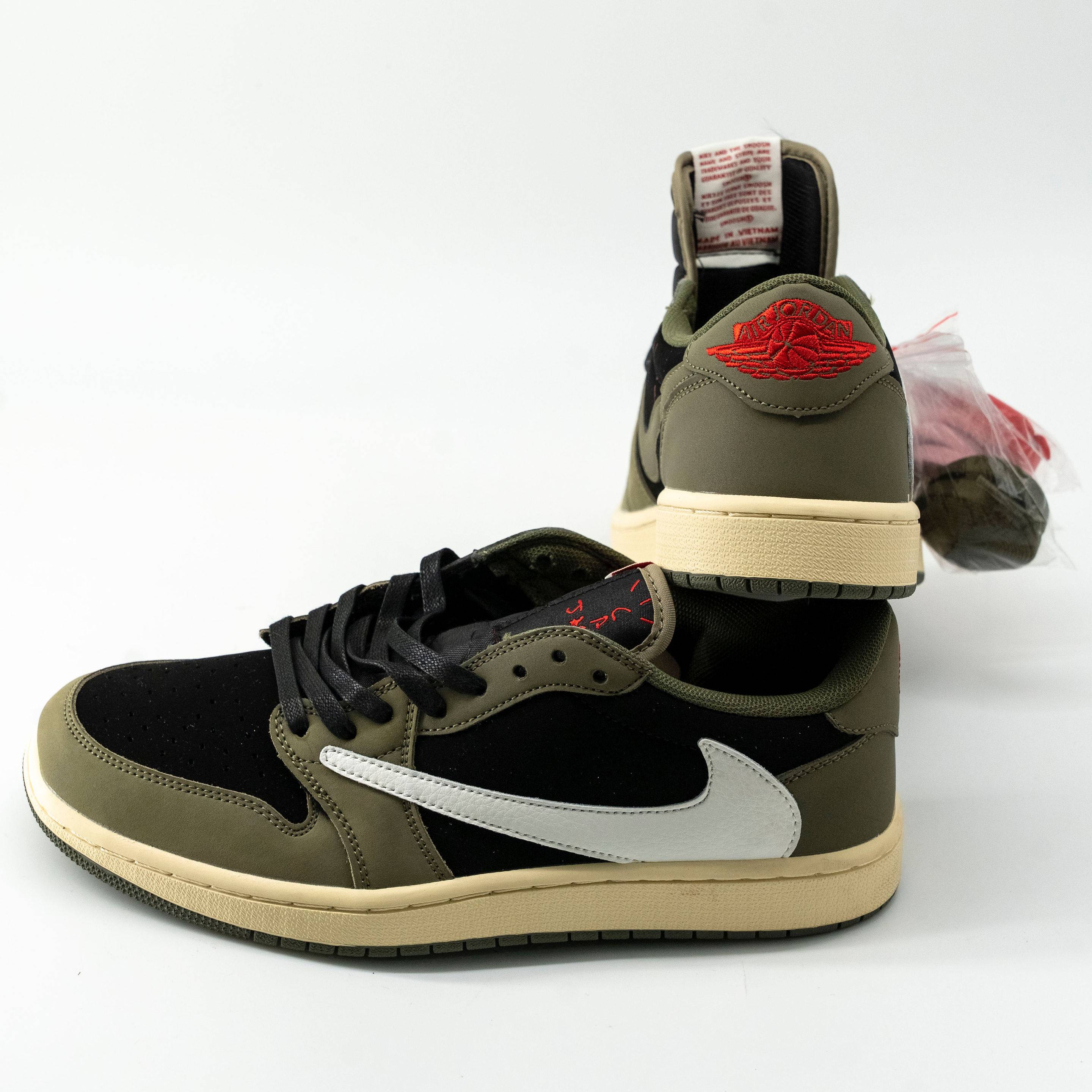 Air Jordan 1 low Travis Scott black olive